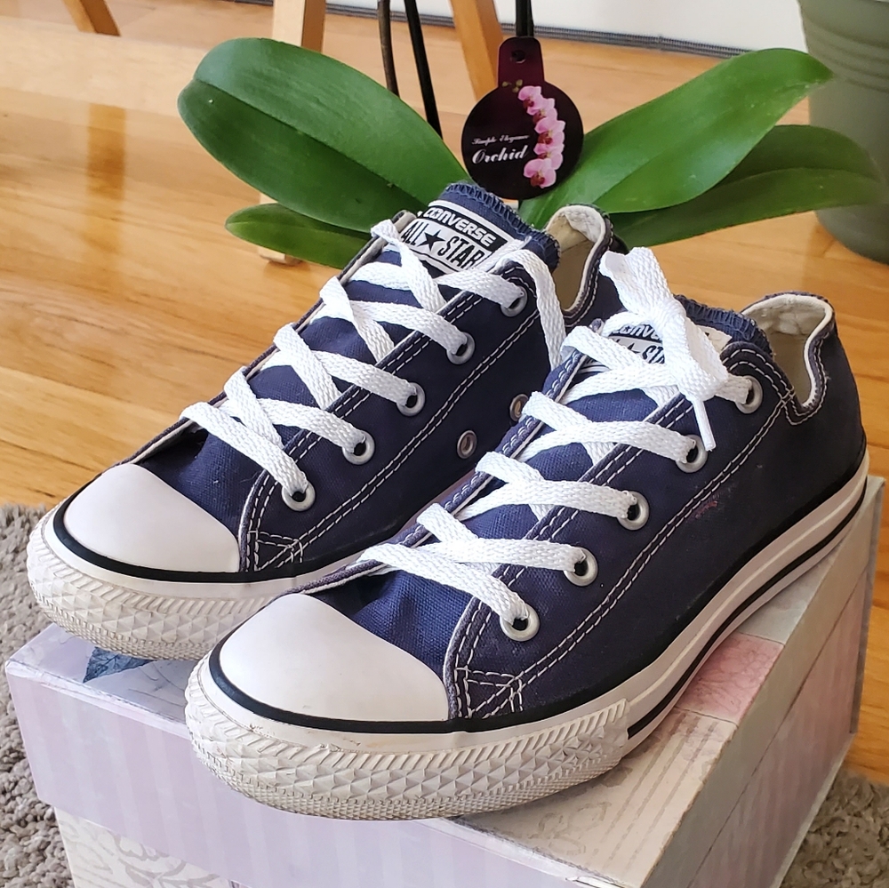 Converse Youth Chuck Taylor All Star Shoes – Navy Blue - Size 3, Used